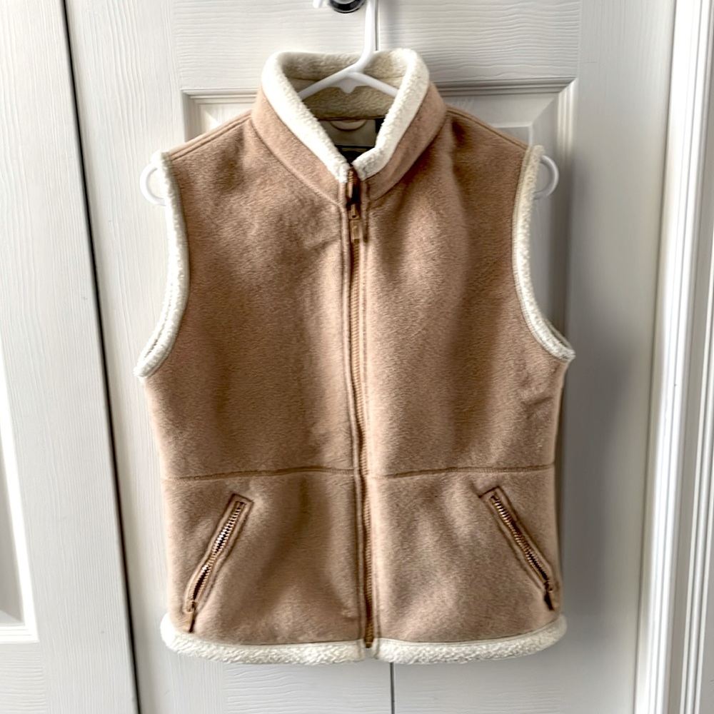 North End Sherpa vest